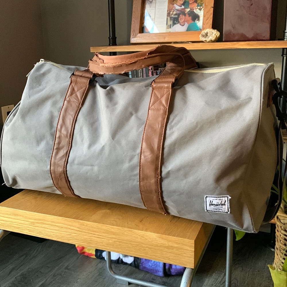 Herschel duffel bag